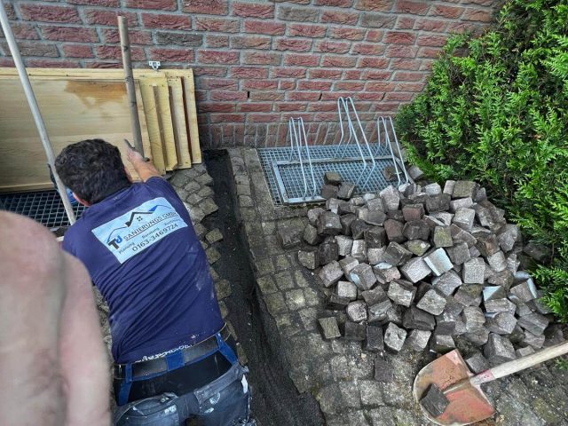 Vorher – Gartenmauer – Sicht- und Stützwände